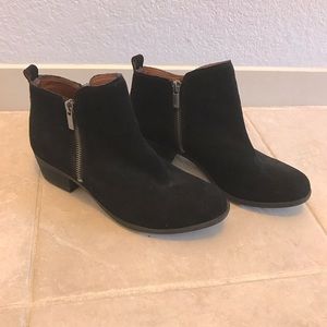 Lucky Brand Basel Black Suede Ankle Bootie size 8m - 38